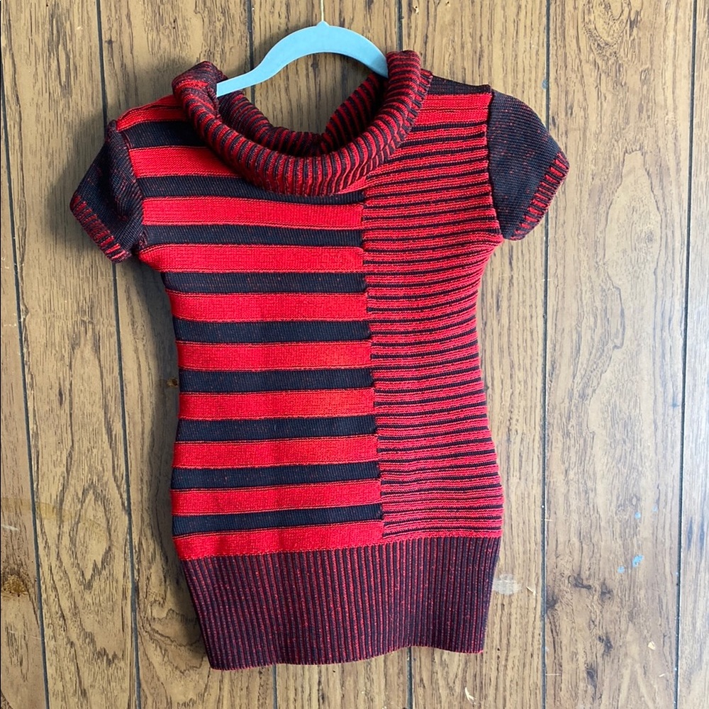Source Unknown Red and Black Cowl Neck Sweater